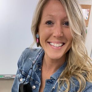 Meet your Posher, Dakkari